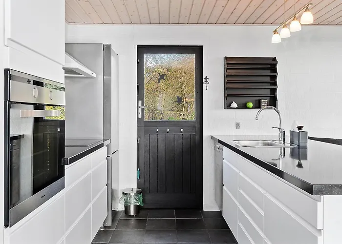 3 Bedroom Gorgeous In * Tranekær